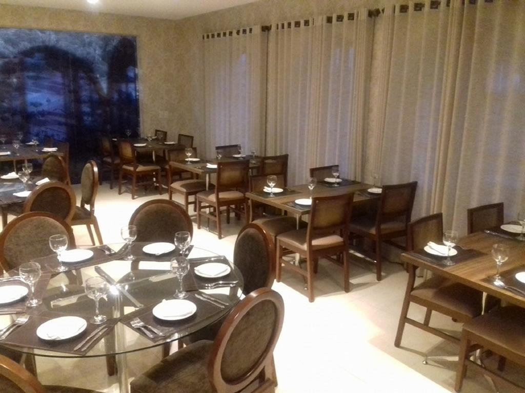 Wembley Park Hotel Porangatu Dış mekan fotoğraf